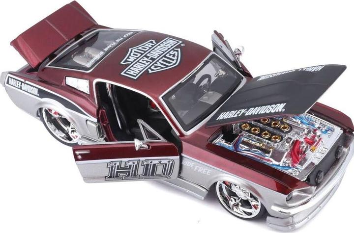 Actual product image Maisto 1:24 Model Car Harley Davidso