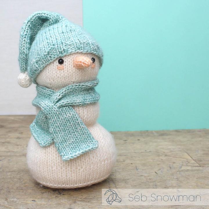 Actual product image Hardicraft Sebastian Snowman - Knitting set