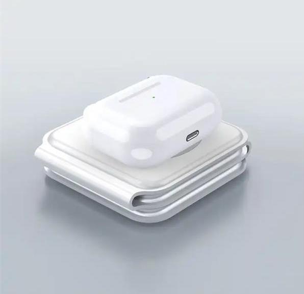 Actual product image 1st Cool 1stCOOL Qi wireless portable charger 3-in-1, MagSafe, black, USB-C (15 W)