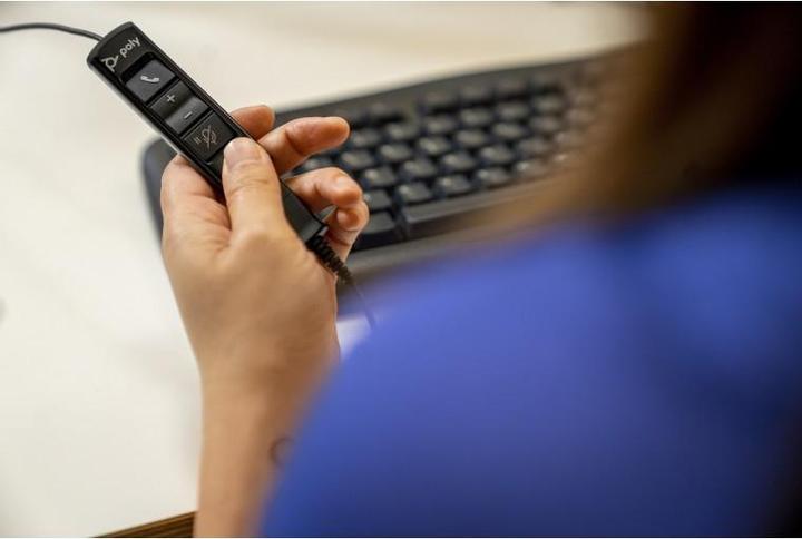 Produktbild Poly Adapter DA85 QD auf USB-A oder USB-C