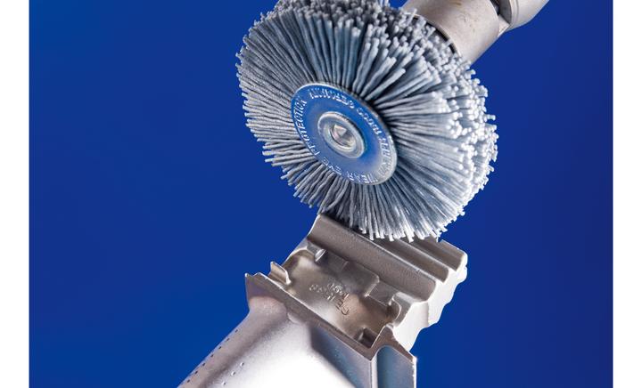 Produktbild Pferd Brush with handle RBU 8015/6 SiC 180 0.90SG (180)