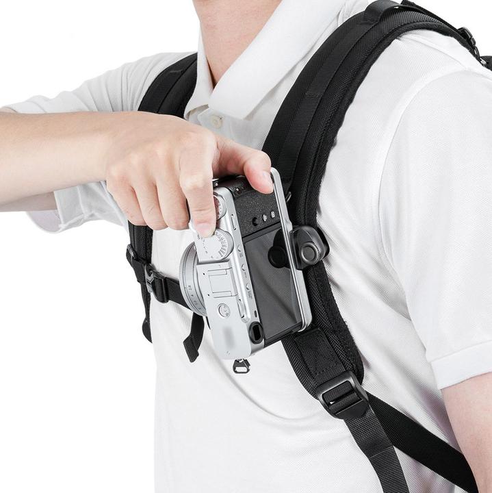 Immagine prodotto JJC Camera Hand Grip Silver for FUJI X E5 (Impugnatura)