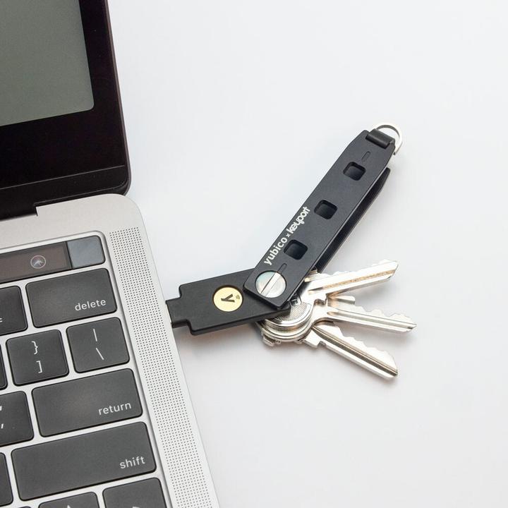 Image du produit Yubico x Keyport Pivot 2.0