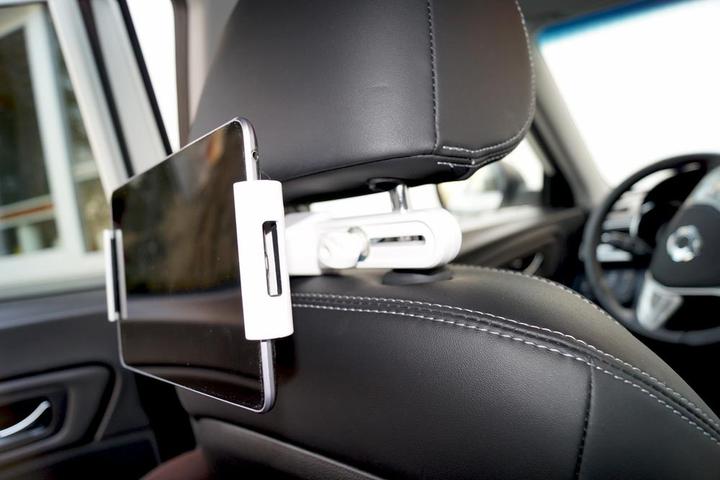 Actual product image Reflecta Tabula Car Universal Tablet Holder