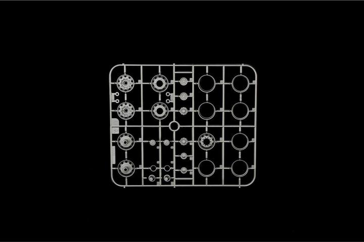 Actual product image 1:24 VOLVO FH Plat Dak