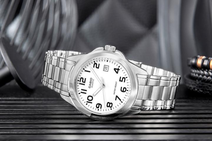 Actual product image Casio MTP-1259PD-7BEG (Analogue wristwatch, 38.40 mm)