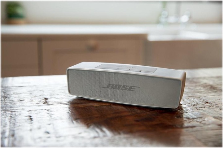 Produktbild Bose SoundLink Mini II Special Edition (12 h, Akkubetrieb)
