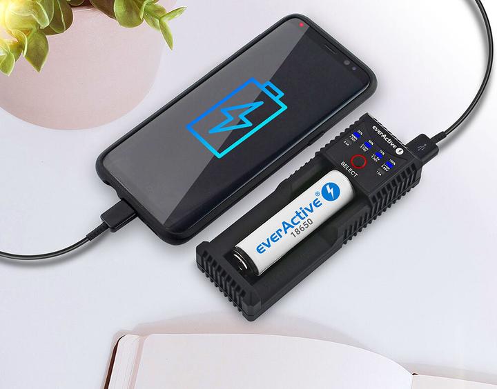 Produktbild Everactive Battery Charger Power B Ank Uc-100c (AA, AAA, R14)