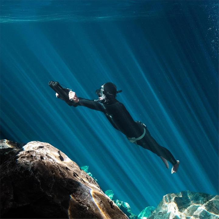 Actual product image Waydoo SUBNADO underwater scooter handle holder grey