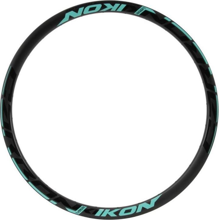 Turquoise, Schwarz