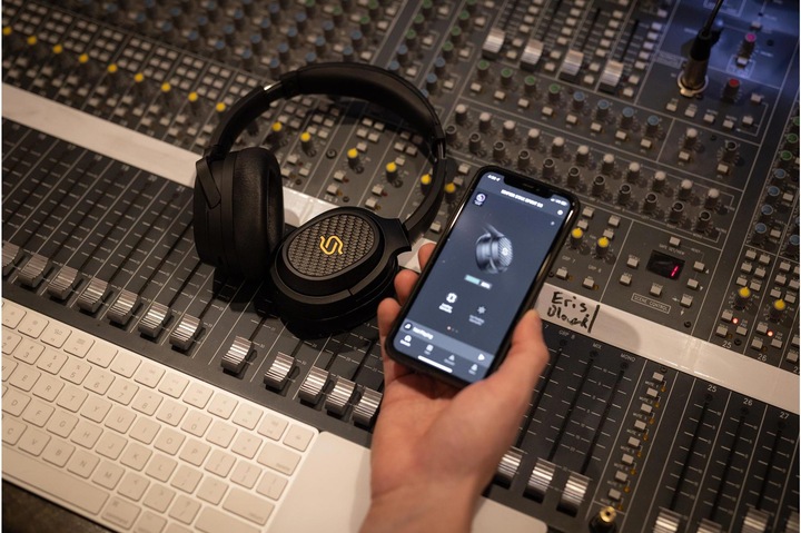Actual product image Edifier STAX Spirit S3 (No noise cancelling, 80 h, Wireless, Cable)