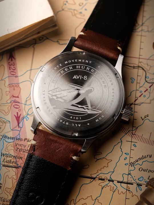 Produktbild AVI-8 AV-4101-0B Hawker Hurricane McKellar Dual Time (Fliegeruhr)