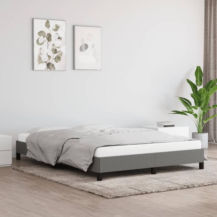 Gris foncé