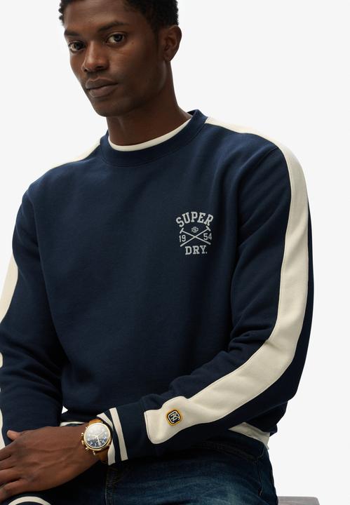 Produktbild Superdry Athletic Club (XL)