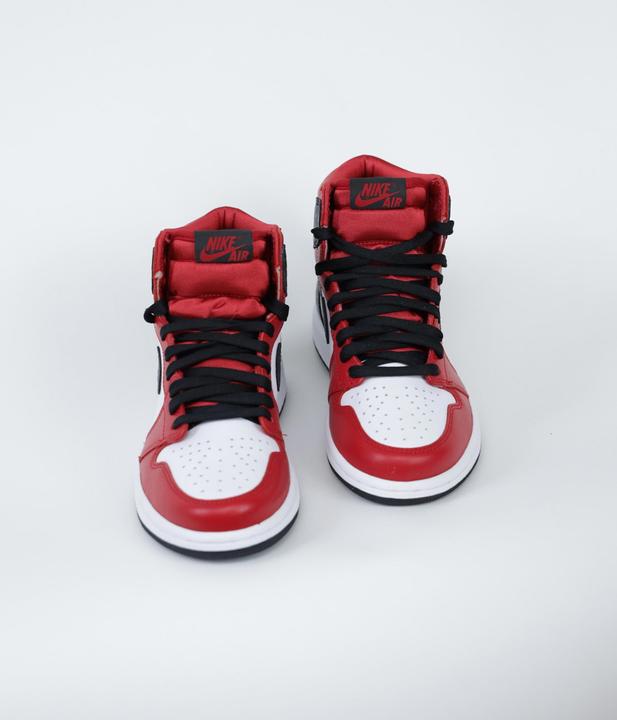 Image du produit Nike Chaussures Air Jordan 1 High OG (37.5)