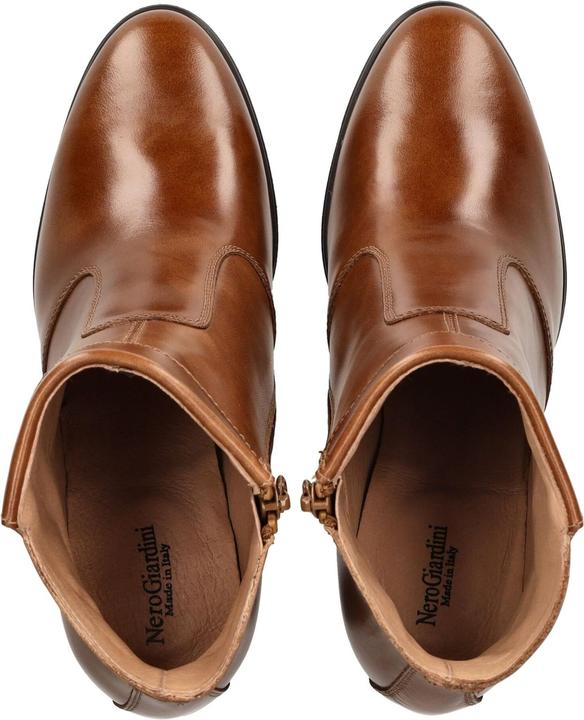 Actual product image Nero Giardini Stiefelette (41)