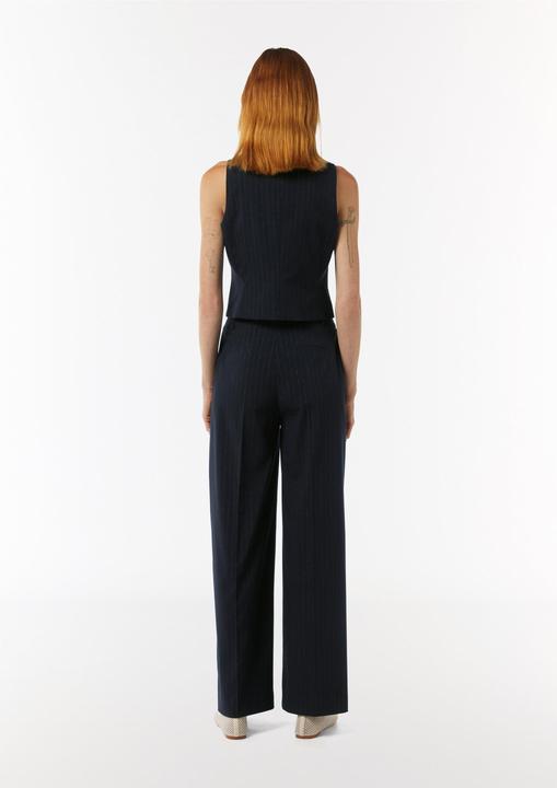 Actual product image Comma Gilet (44)