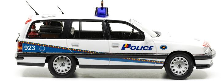 Produktbild Ace Opel Omega A2 Police cantonale de Genève