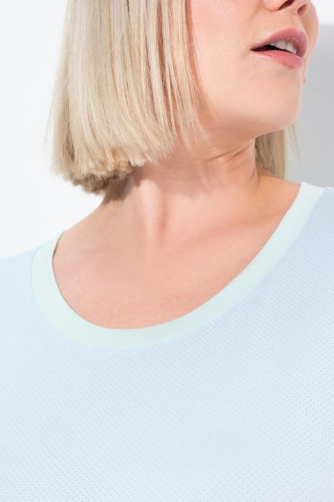 Actual product image Ulla Popken Quick Drying Pointed Hem Stretch Fit Tee (50, 52)