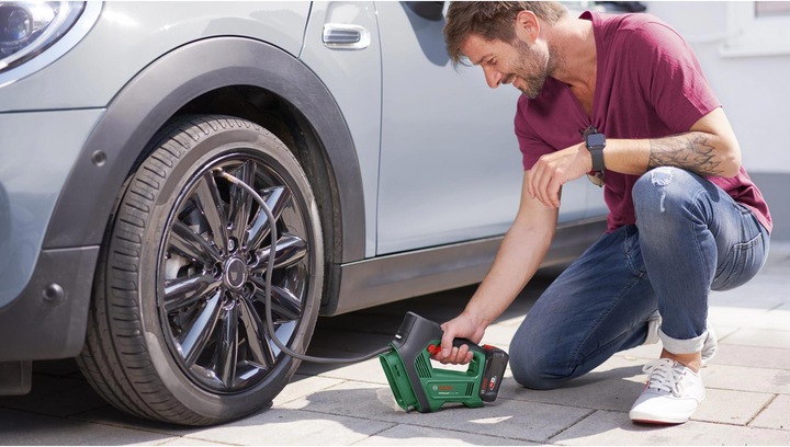 Actual product image Bosch Home & Garden Home and Garden Battery Air Compressor UniversalPump 18V 10.3 bar (10.30 bar)