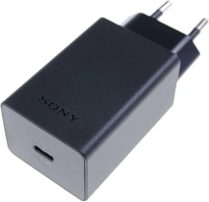 Actual product image Sony Original USB-C Fast Travel Charger - 30W, EU Plug (30 W, 1 portion)