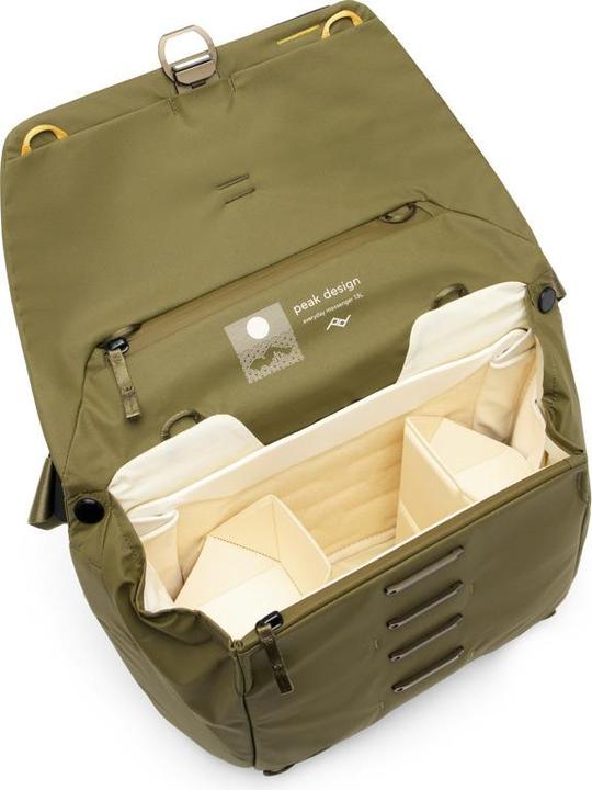 Actual product image Peak Design Everyday Messenger 13L (Camera shoulder bag, 13 l)