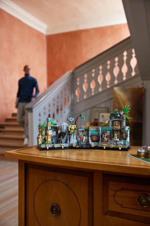 Actual product image LEGO Temple of the Golden Idol (77015, LEGO Indiana Jones)