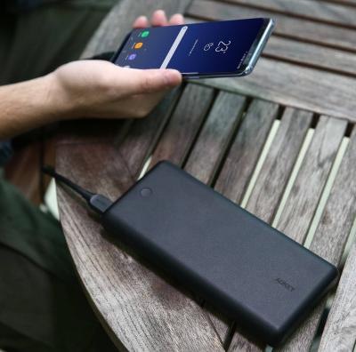 Produktbild Aukey Sprint Ultra PB-XD26 (26800 mAh, 63 W, 96.50 Wh)