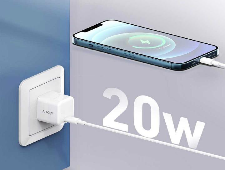 Actual product image Aukey PA-F5 OEM White Mini ładowarka sieciowa 1xUSB-C 20W PD Power Delivery (20 W, 1 portion)