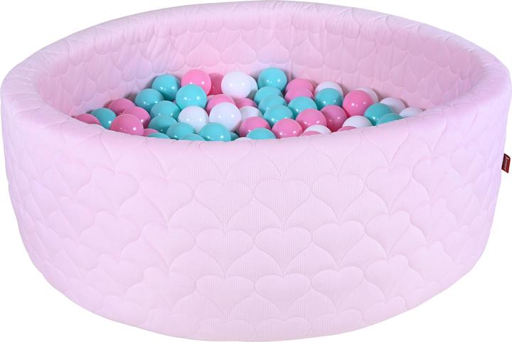 Pink, Bleu clair, Crème
