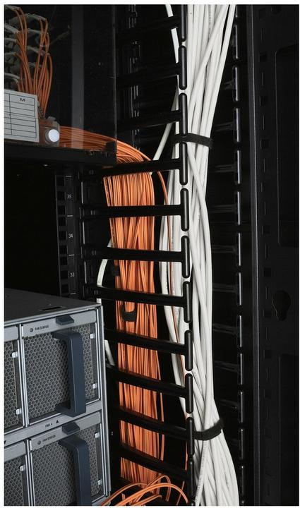 Produktbild APC Vertical Cable Manager for NetShelter SX