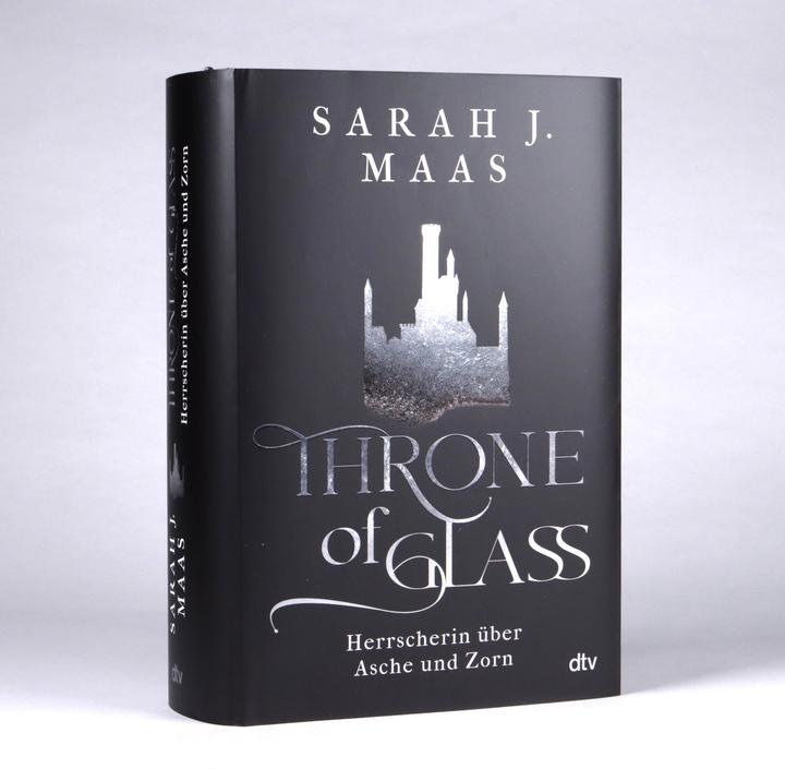 Productafbeelding Throne of Glass – Herrscherin über Asche und Zorn (Duits, Maas, SarahJ, 2025)