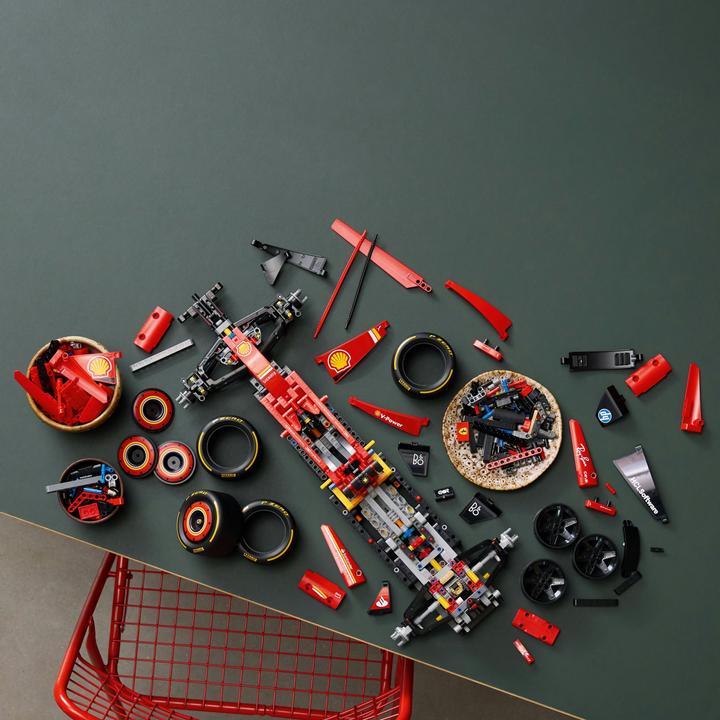 Image du produit LEGO Ferrari SF-24 F1 Rennauto (42207, LEGO Technic)