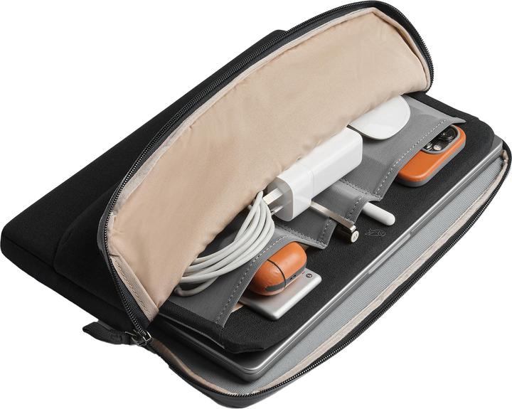 Actual product image Bellroy Laptop Sleeve (16")