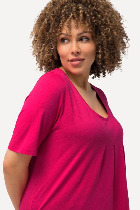 Actual product image Ulla Popken Essential Front Pleat Tee (42, 44)