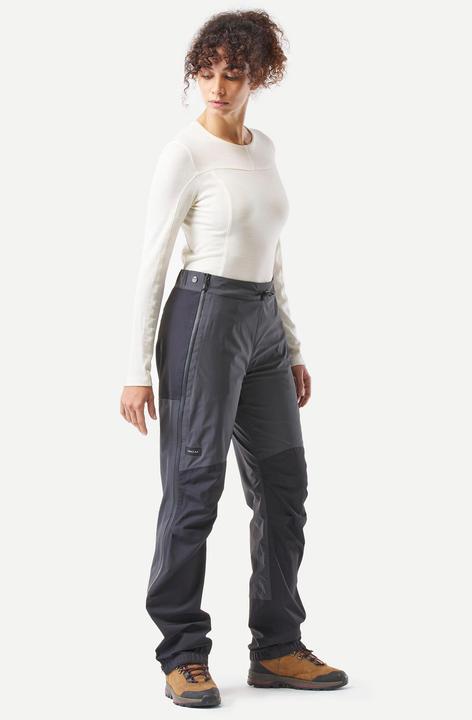 Immagine prodotto Forclaz Pantaloni antipioggia da donna 20.000 mm di colonna d'acqua trekking - MT900 nero (31)