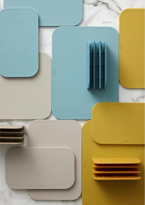 Actual product image Rosti Choptima M 30.5 cm x 20.5 cm chopping board, humus