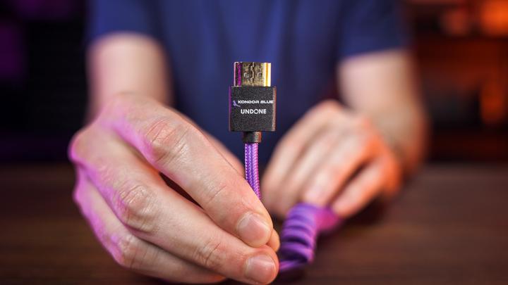 Image du produit Kondor Blue Gerald Undone MK2 Micro HDMI to Full HDMI Cable 12"-24" Coiffé (Violet) (1 m)