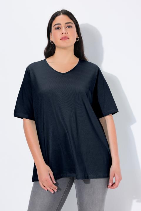 Image du produit Ulla Popken T-shirt à coupe évasée. Décolleté en V et manches courtes (56)