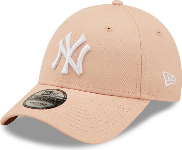 Actual product image New Era 9Forty Strapback New York Yankees Blush