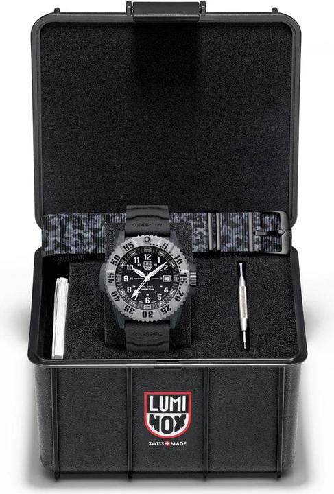 Image du produit Luminox MIL-SPEC 3350 SERIES (Montre de plongée, 46 mm)