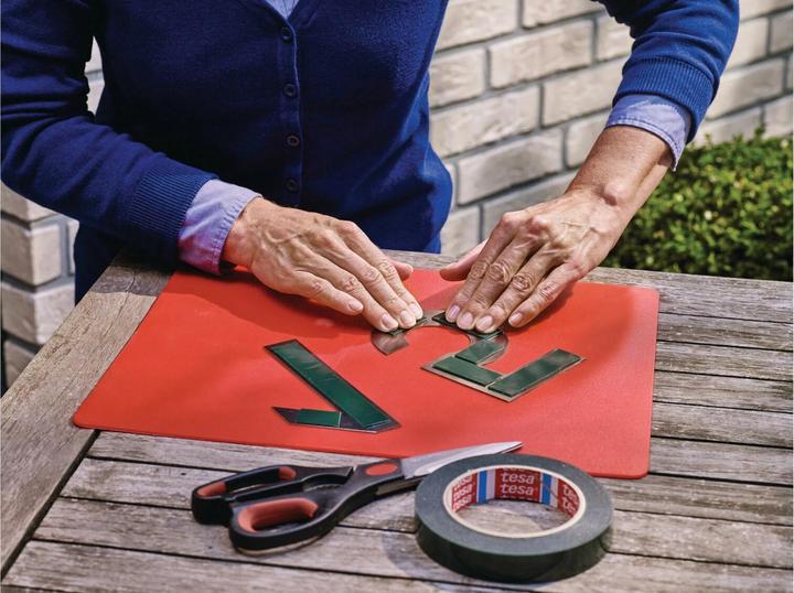 Produktbild tesa Powerbond doppelseitiges Montageband für Ziegel & Stein (19 mm)