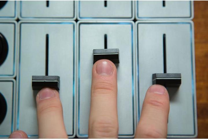 Actual product image Palette Gear Professional Kit (Cable)