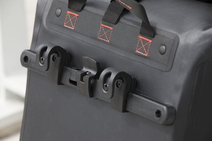 Produktbild New Looxs 5037052 (20 l, Gepäckträgertasche)