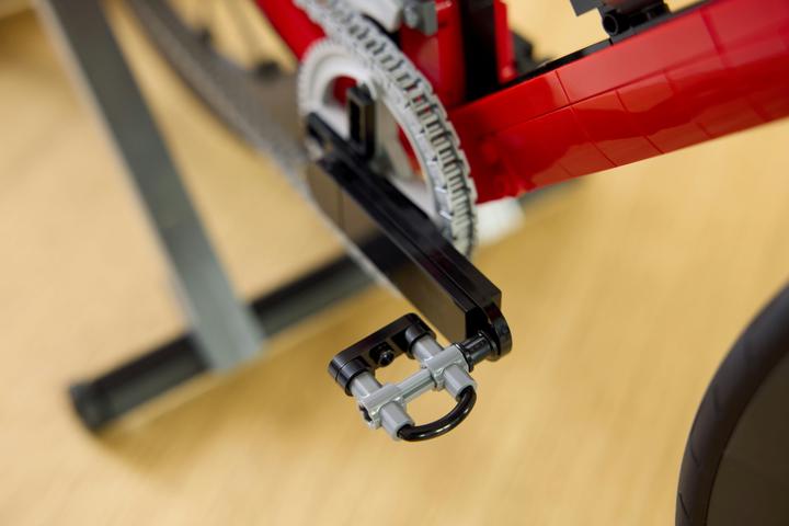Produktbild LEGO 11380 Confidential (11380, LEGO Icons)