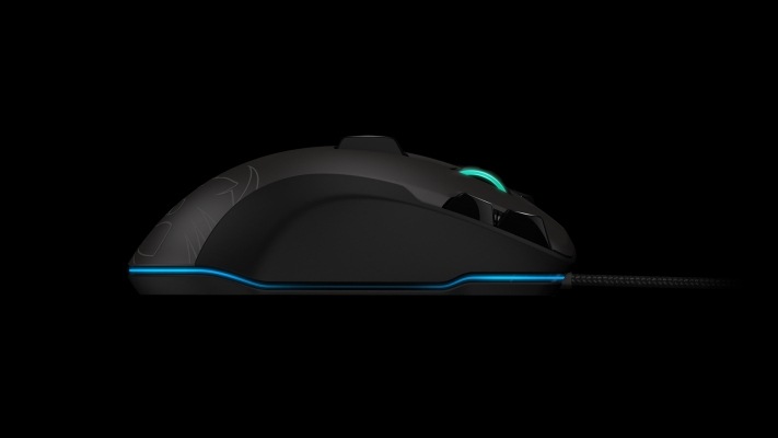 Produktbild Roccat Tyon (Kabelgebunden)