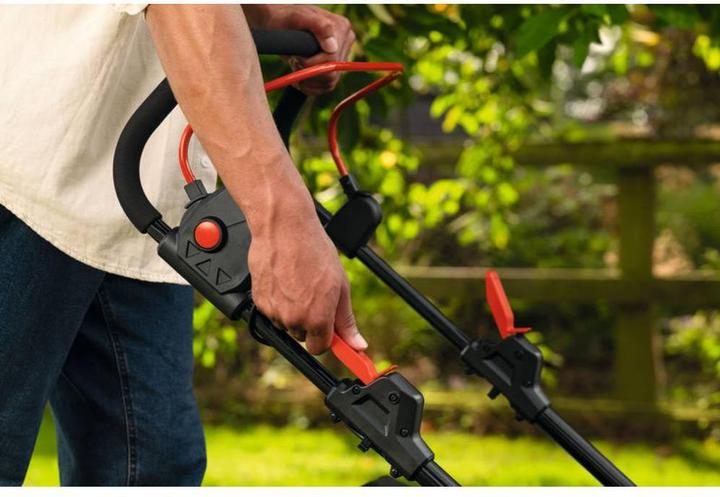 Actual product image Bosch Hausgeräte Rotak 18V-43 Set (Rechargeable battery operated)