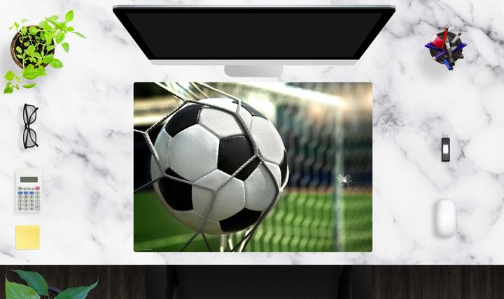 Produktbild CoverYourDesk Schreibtischunterlage Fussball im Tor