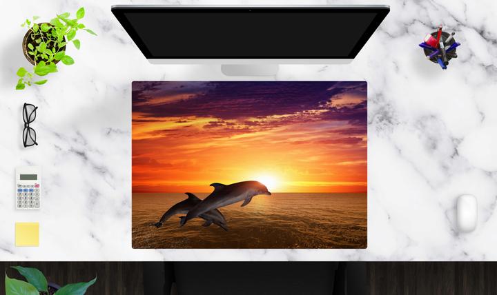Produktbild CoverYourDesk Schreibtischunterlage Delfine im Sonnenuntergang