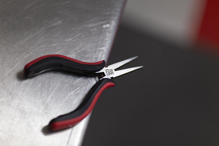 Produktbild RS PRO Elec. Flat nose plier 130mm (130 mm)